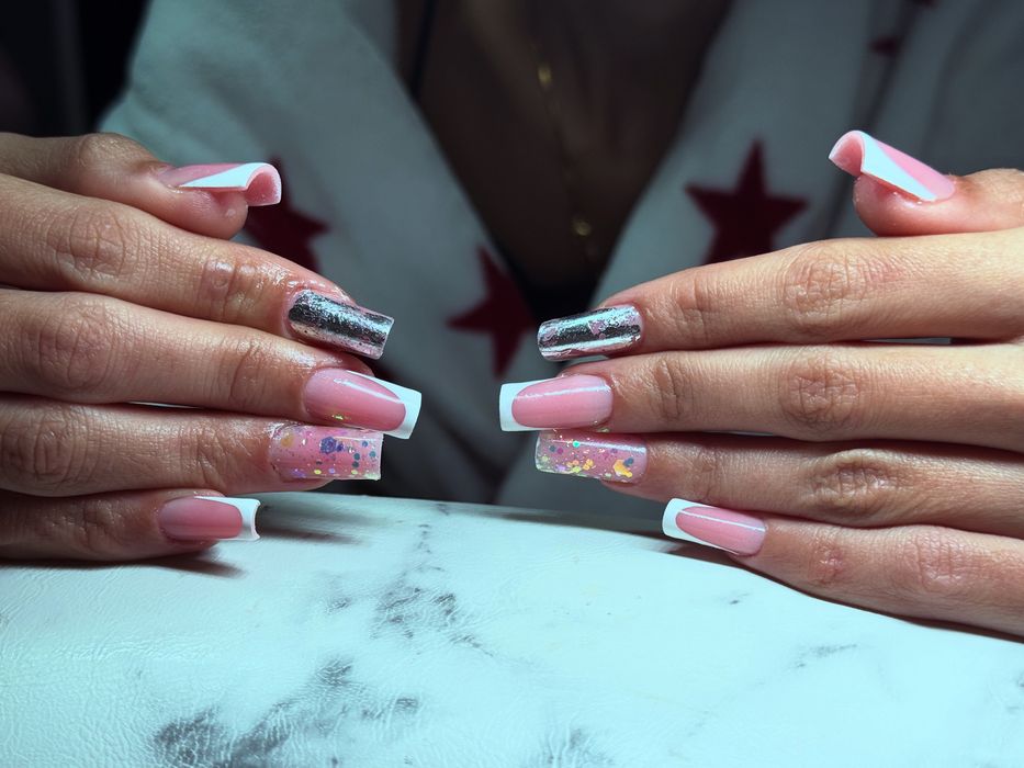 Unghii cu gel sector 4 parcul carol.