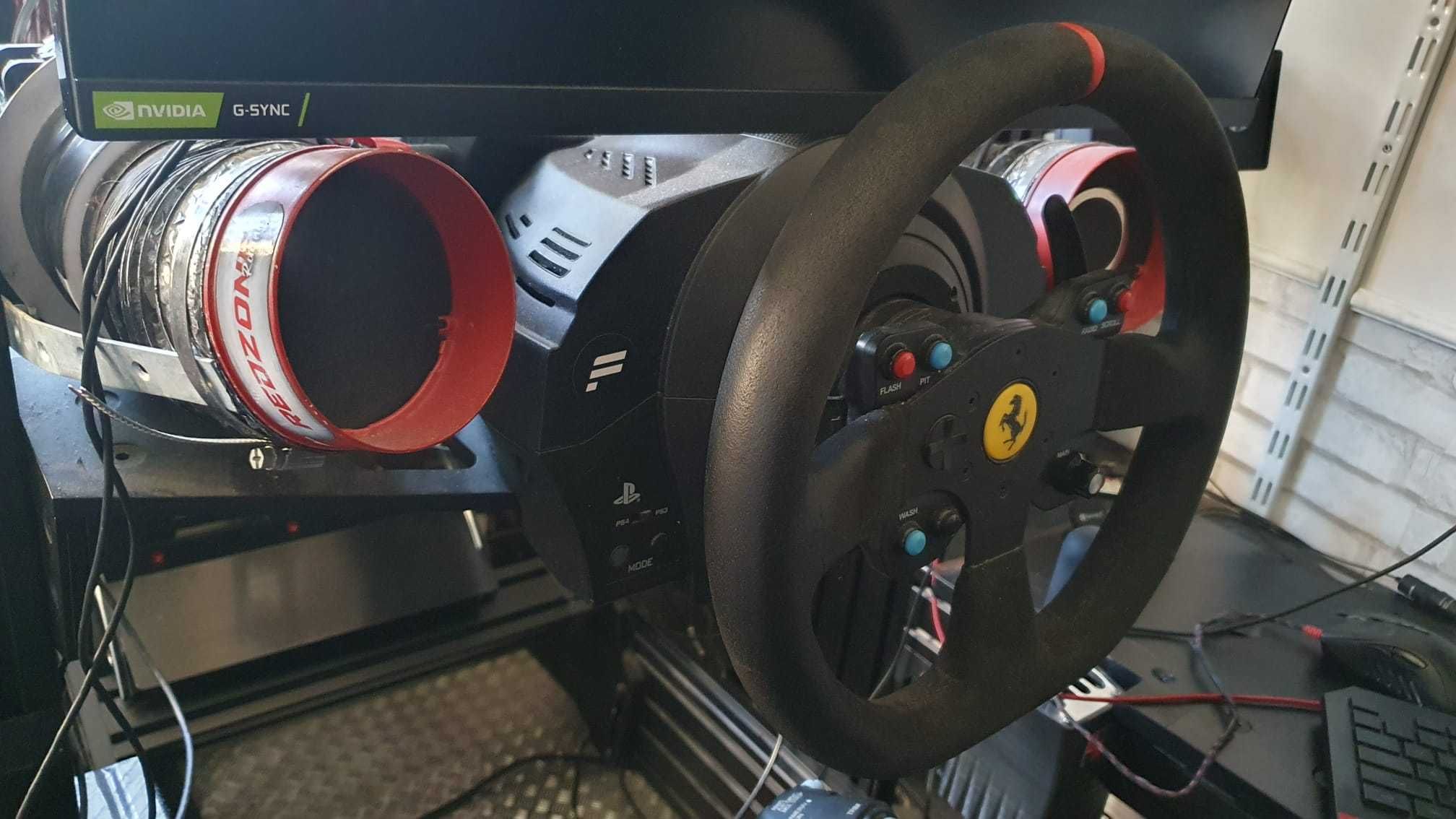 Vand volan Thrustmaster T300 Alcantara