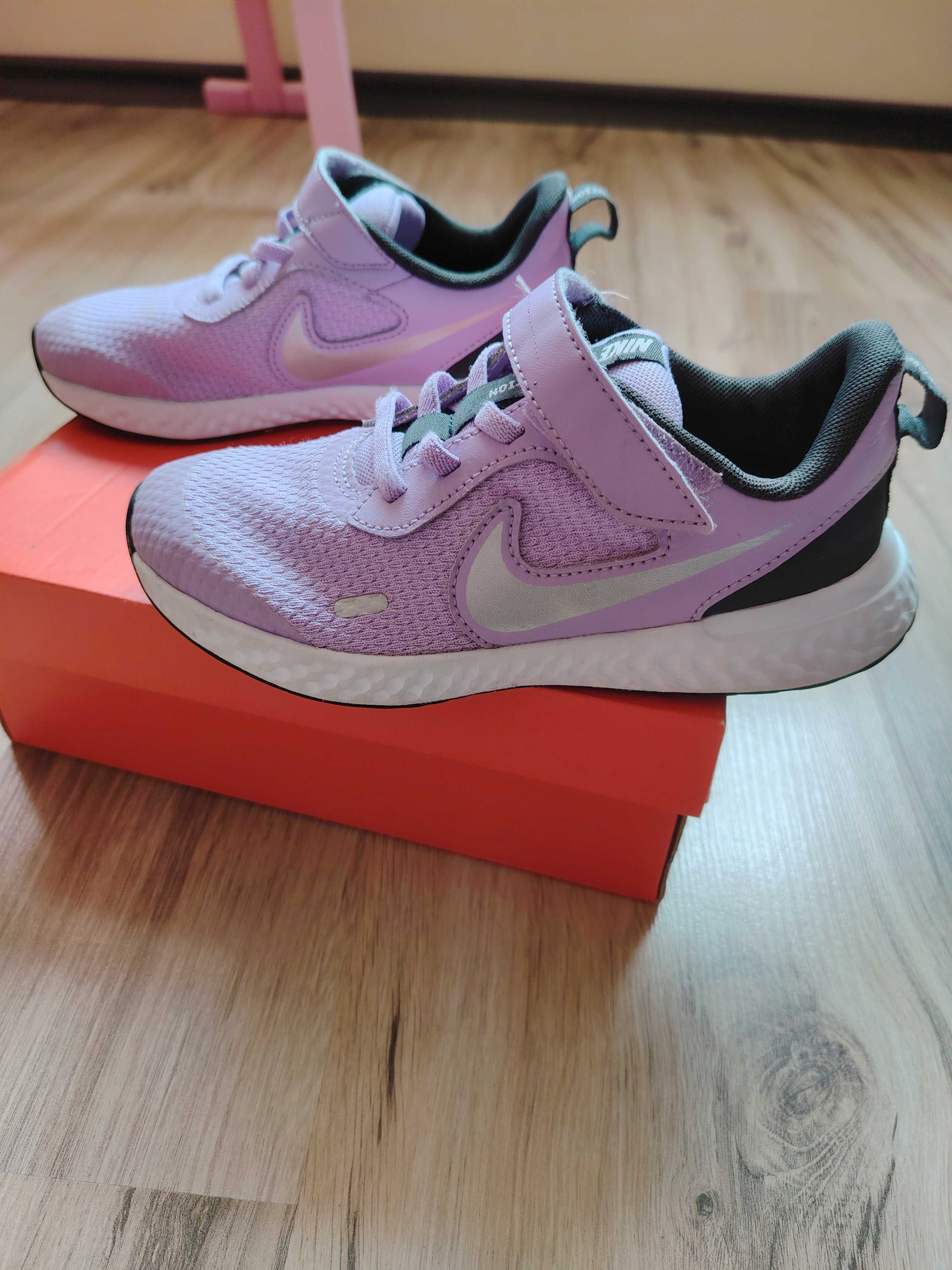 Детски маратонки NIKE