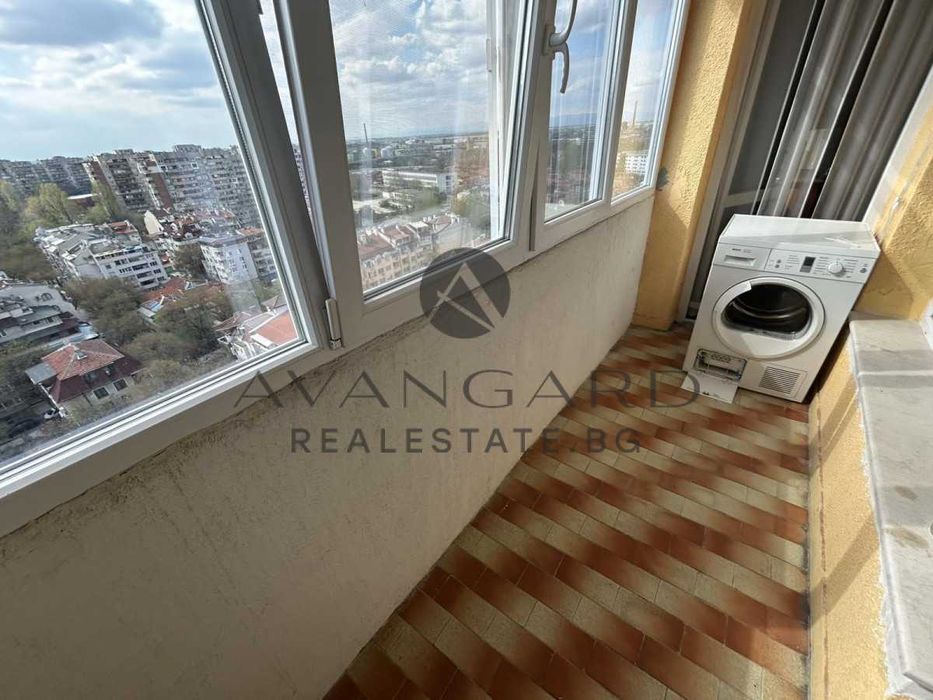 Продава се Тристаен апартамент в Пловдив, Кършияка - 85 кв.м за 1320 €/кв.м - Снимка #12