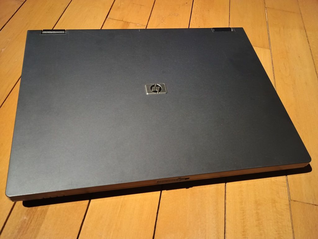 Laptop vechi (retro) HP 6710b, 2006