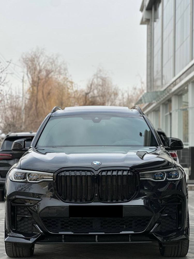 В продаже !  BWM X7 xDrive50i