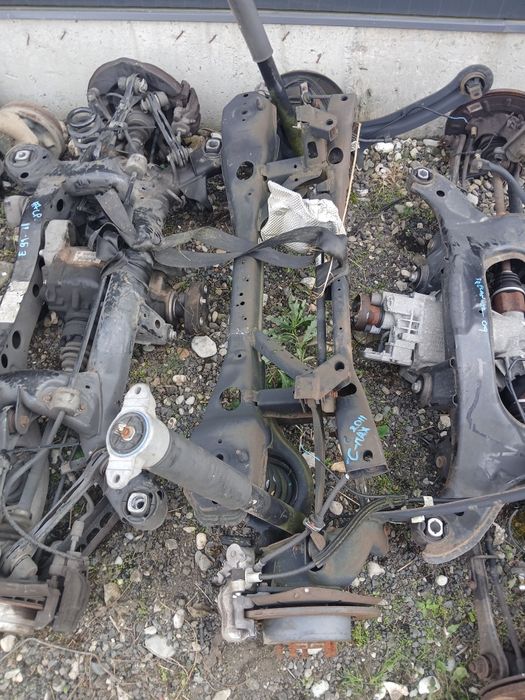 Punte spate ford c max 2012