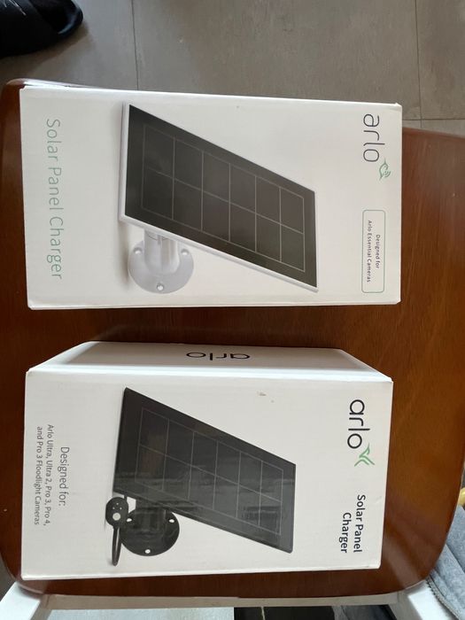 Incarcator Solar Arlo Solar Panel Charger VMA3600 sau VMA5600B sigilat