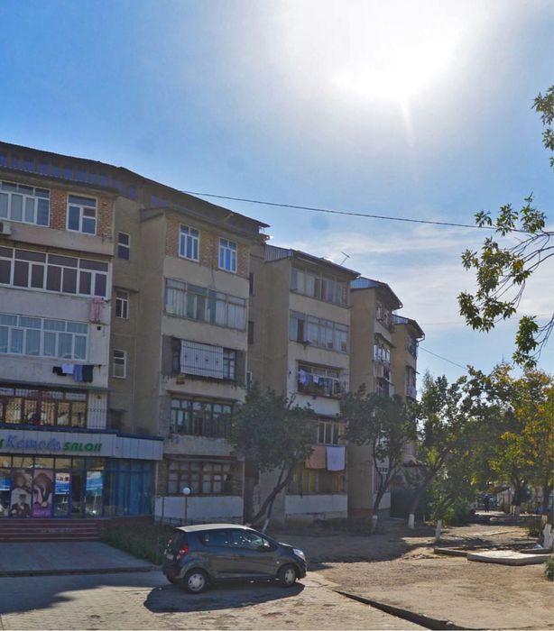 Ibn Sino Mavzesida uy srochno sotiladi