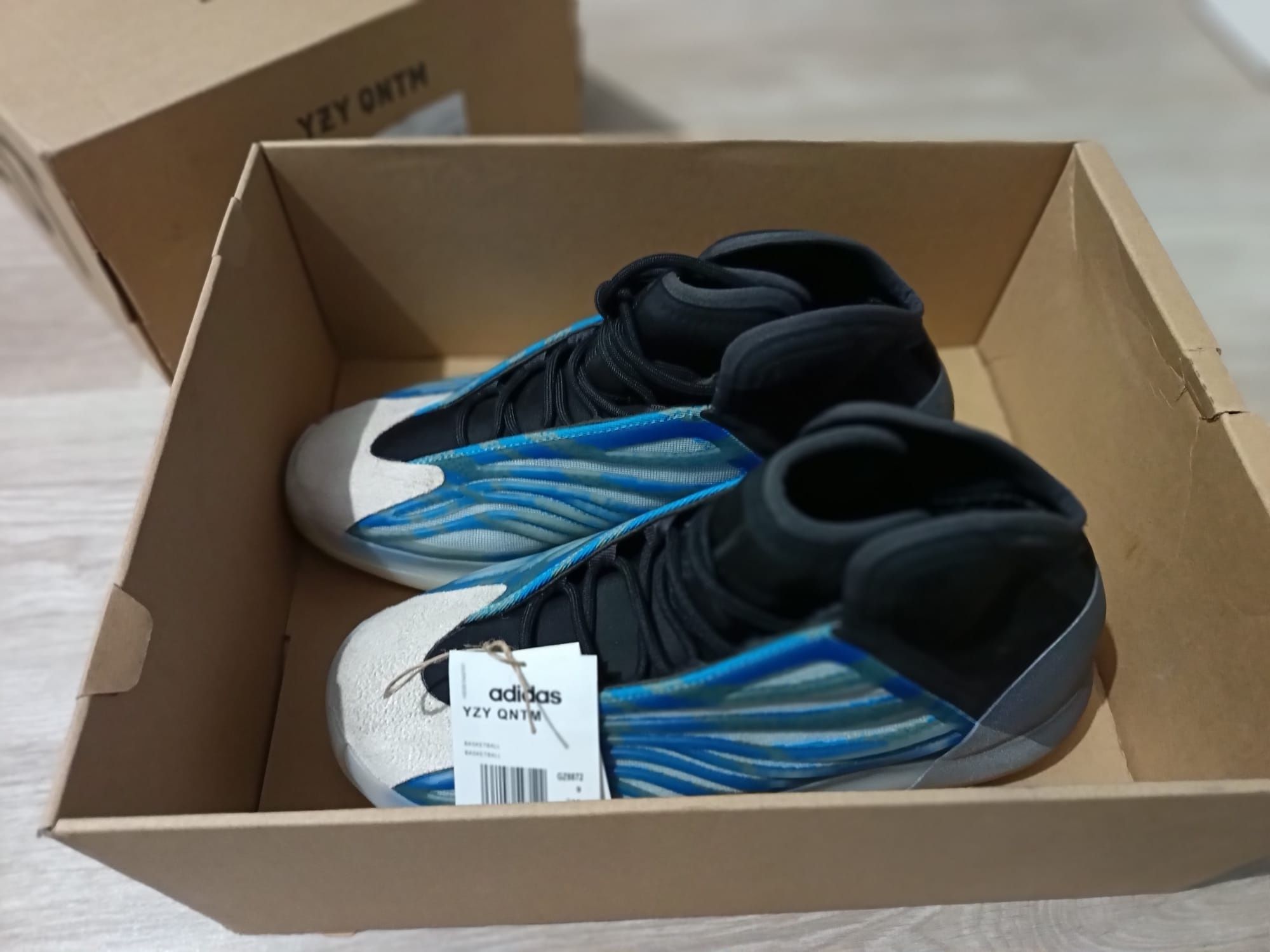 Yezzy quantum sneakers