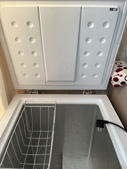 Морозильник ARG, как новый! Отлично работает