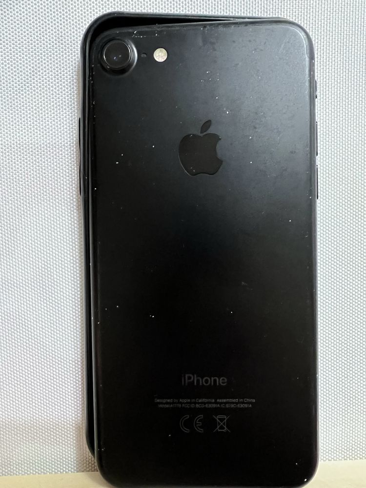 iPhone  7. Б/у . В отличном состоянии2️⃣5️⃣0️⃣0️⃣0️⃣0️⃣