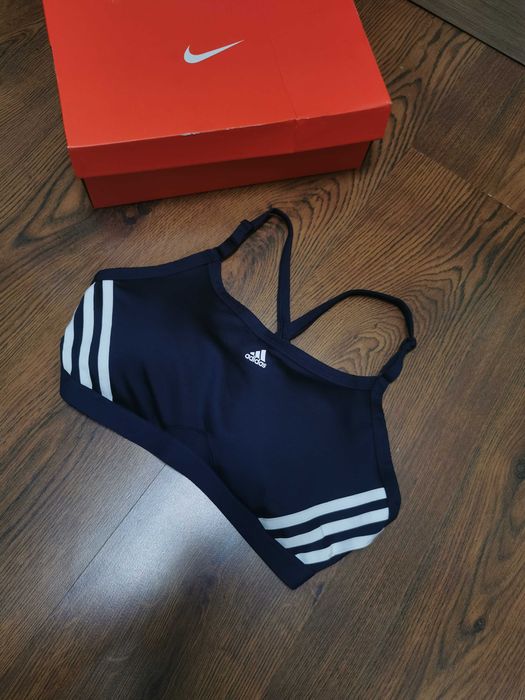 Lot haine brand originale – 140 bucăți, preț mic