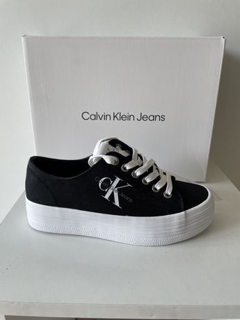 Adidasi Calvin Klein . Produs original 100%