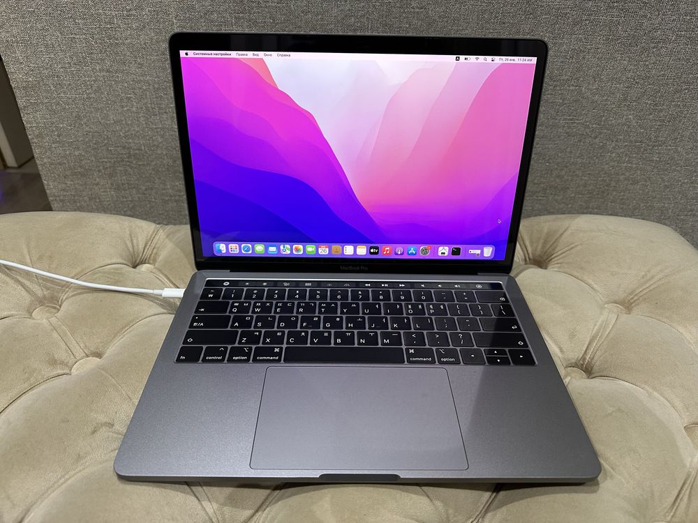 * Apple MacBook PRO 13 Retina 2019 год core i5 Touch Bar Touch iD