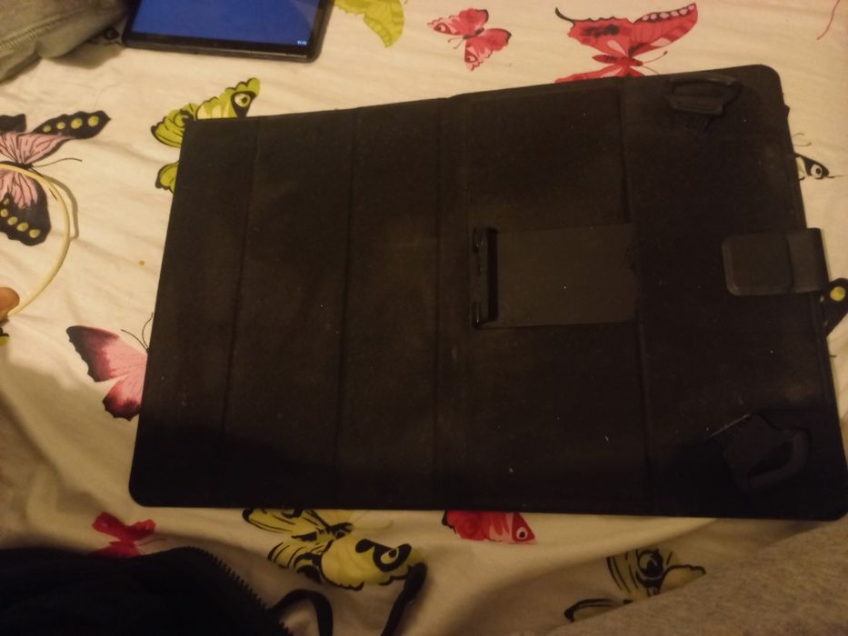 Husa pentru tableta cu închidere magneticaa