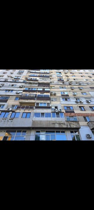 Alpinist utilitar. Placări polestiren