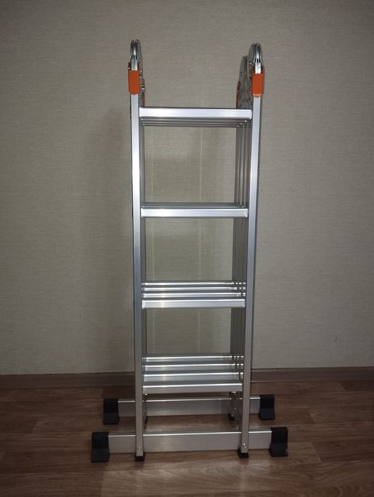 Продам новую лестницу раскладную стремянку  4,5 метровую