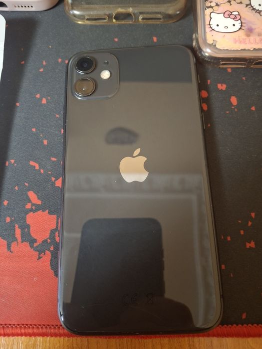 Iphone 11 64 Gb-ios 26 +huse/bateria 97%