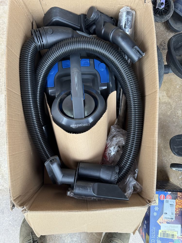 Aspirator fara sac amazon basic 700w