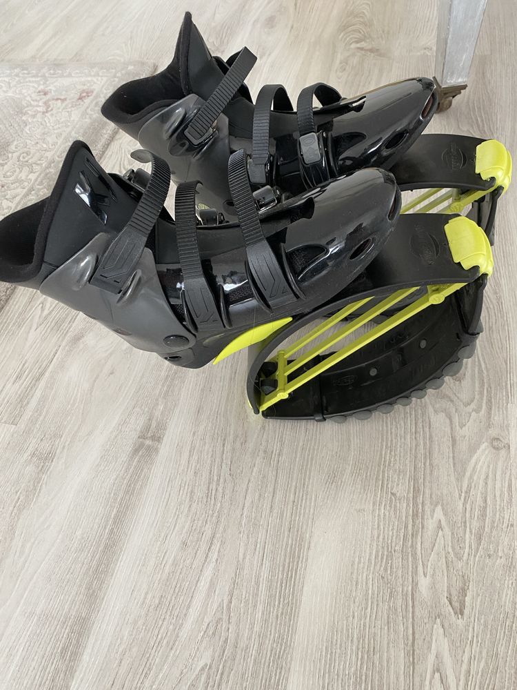 Ghete Kangoo jumps in stare foarte buna, folosite de 2/3 ori