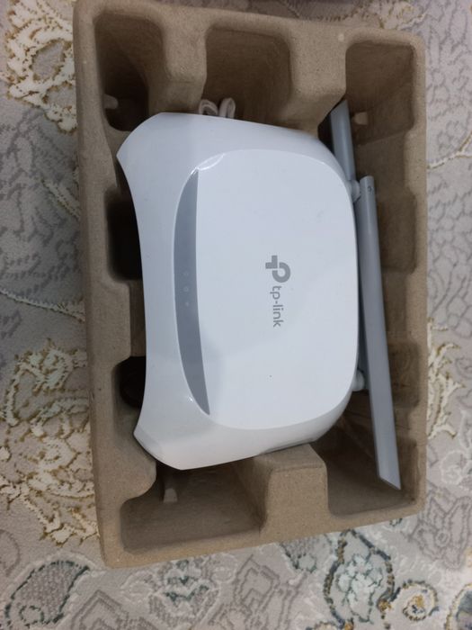 продается новый Wi-Fi роутер TP-Link, коробка открытая