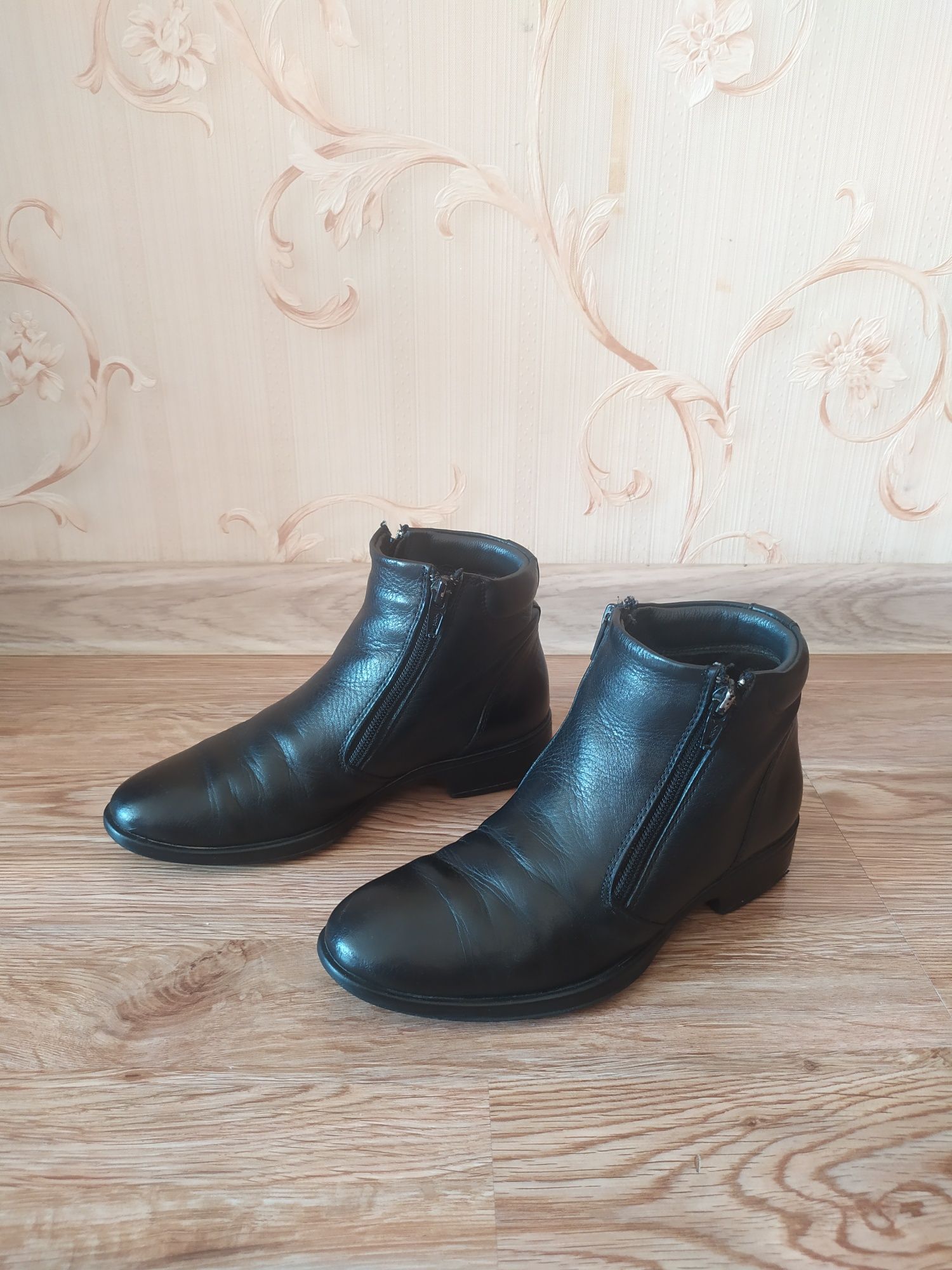 Ботинки для мальчика Tiflani, черный цвет