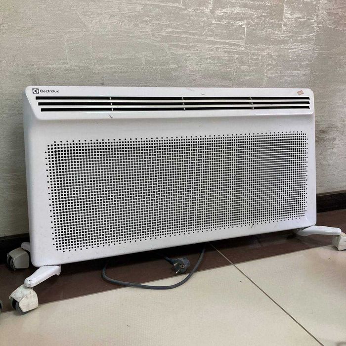 Электрический обогреватель Electrolux AIR HEAT 2 / sk66794