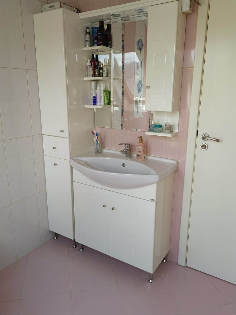 Продава се Тристаен апартамент в Шумен, Математическа гимназия - 120 кв.м за 978 €/кв.м - Снимка #3