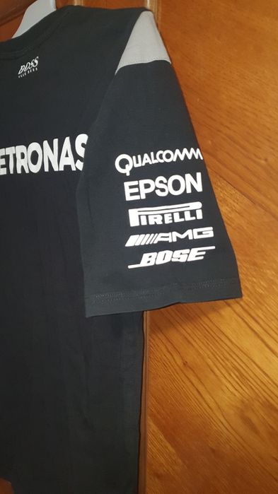 Tricou petronas Hugo boss