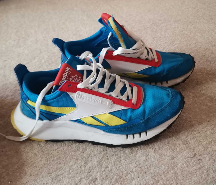 Vând încălțăminte  toamnă/iarnă. Mărimi: 37.5-39. Stare foarte bună.