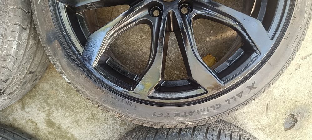 Комплект 4 броя джанти 18"5х112+ гуми