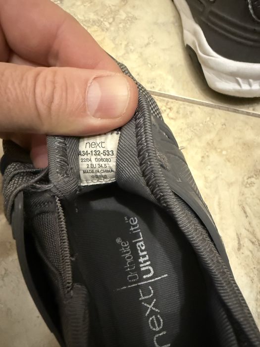Vand Adidas  Next Nr :34.5