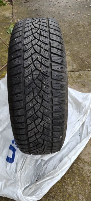 4 anvelope iarna 215/55 R16