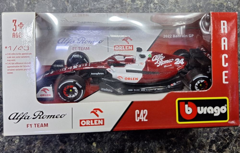 Продам bburago f1 разные