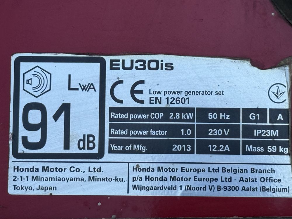 Генератор Honda EU30is за ток - за части - агрегат 3кв