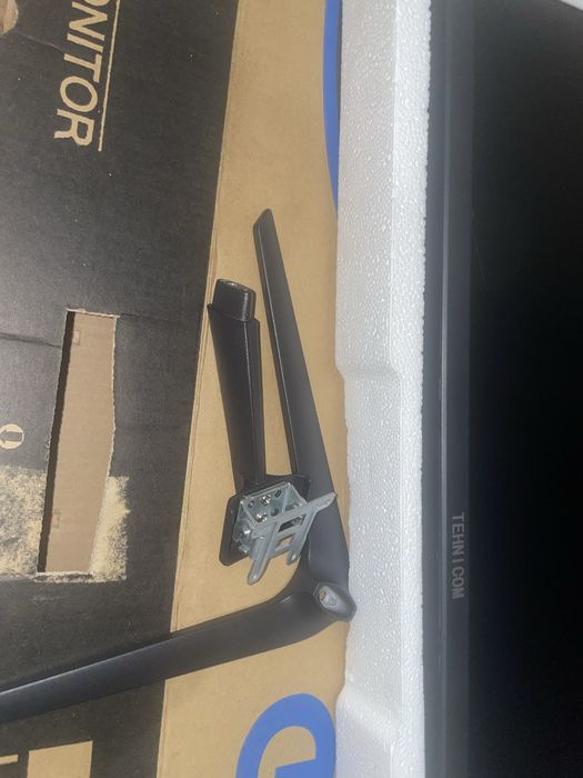 Монитор 240 Гц, 25" диагональ