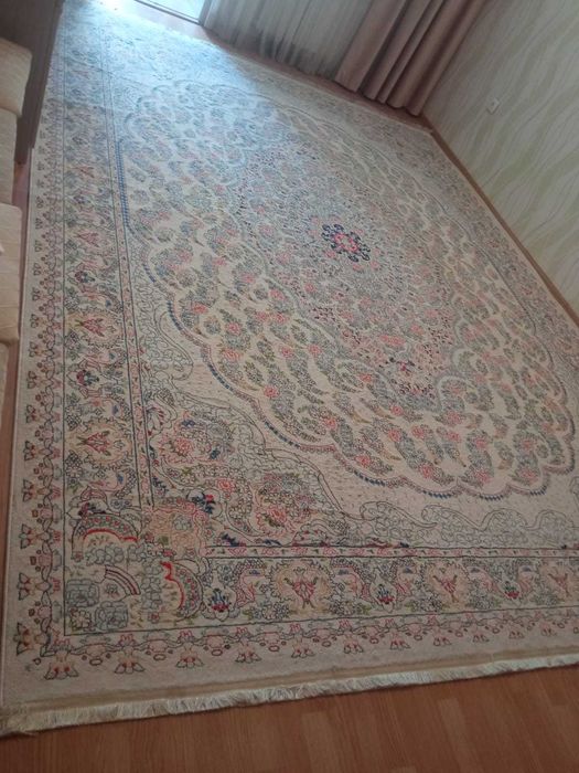 Продам иранский ковер 300Х400