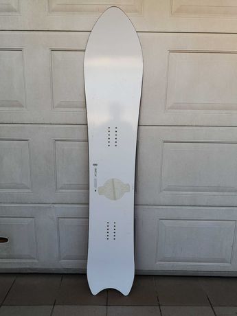 Snowboard Korua Pencil 164 cm 2021
