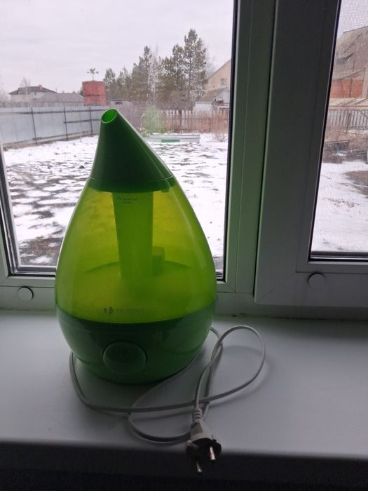 Увложнитель воздуха продам