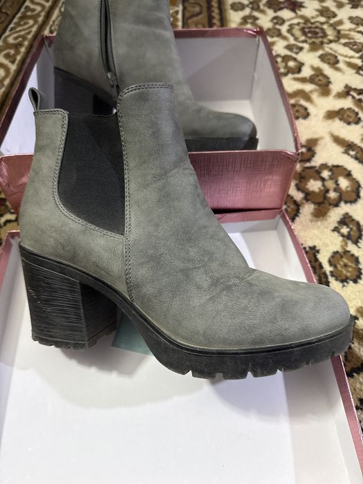 сапоги сапожки 39 размер отличные