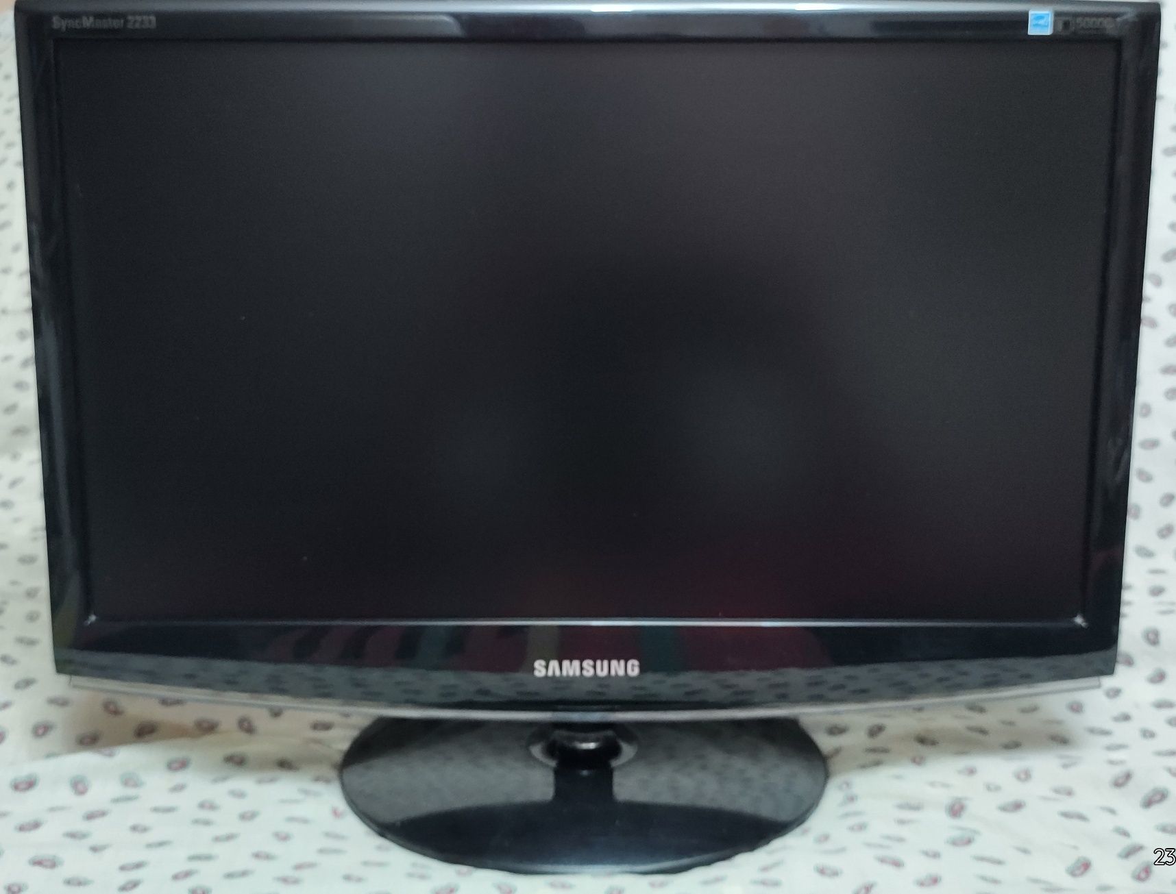 vând monitor "Samsung",model:2233SN,Full HD,in stare foarte buna !!!