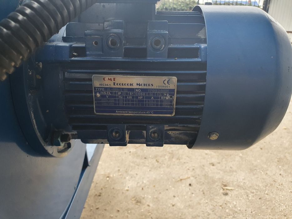 Vând moară cu ciocanele