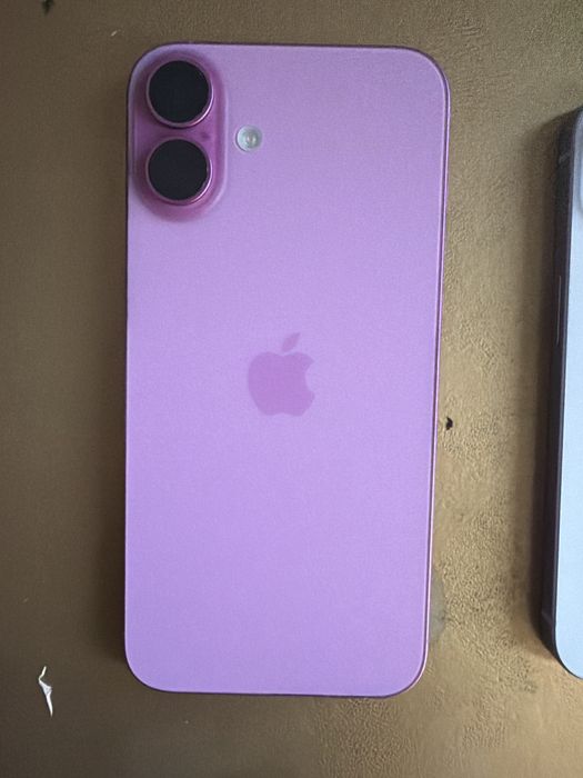 iPhone 16 plus 128 GB Pink !цена по договаряне!