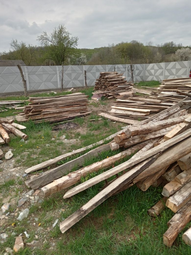 Vind lemne recuperate din case vechi