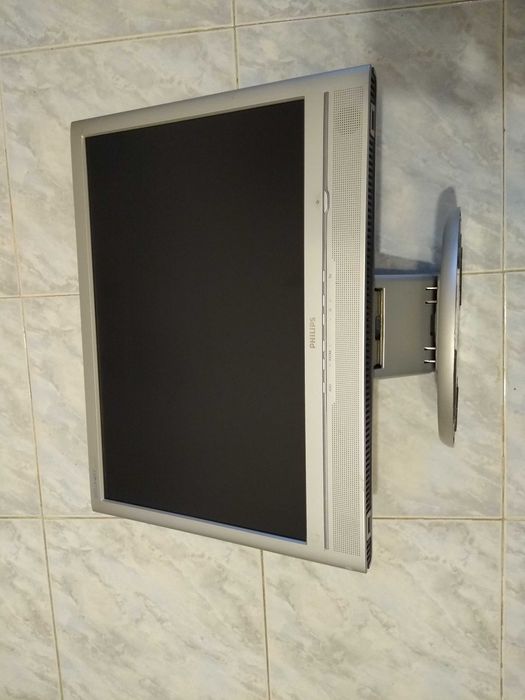 Монитор за поправка, 20 инча, LCD, Philips