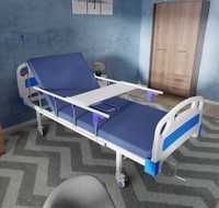 Одна функциональная кровать c горшком для лежачих больных для дома