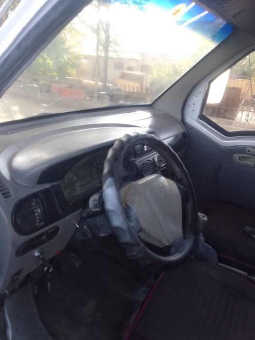 Хитой лабо сотилади