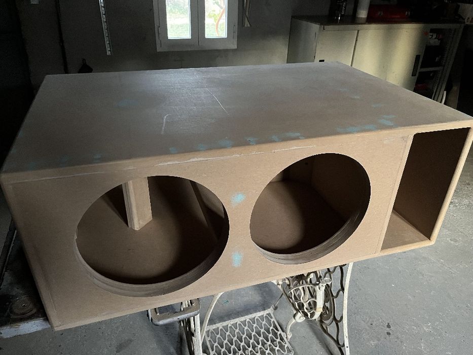 Incintă de bass 2x12"