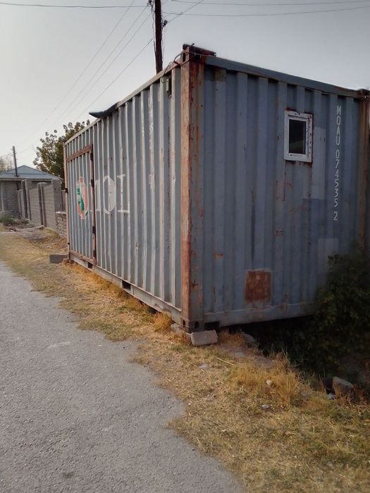 Konteyner. Uzunligi 6 metr 1000$
40 foiz remont qilingan