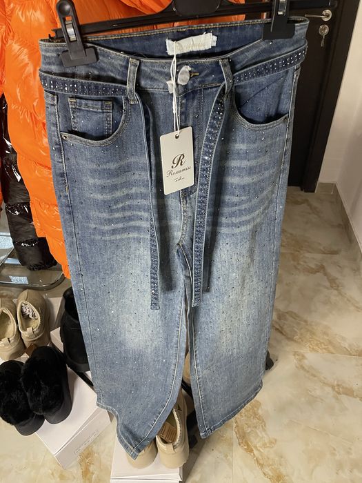 Blugi Albastri evazați cu pietre