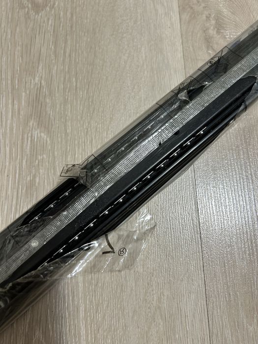 Направляющие на бутылочницу