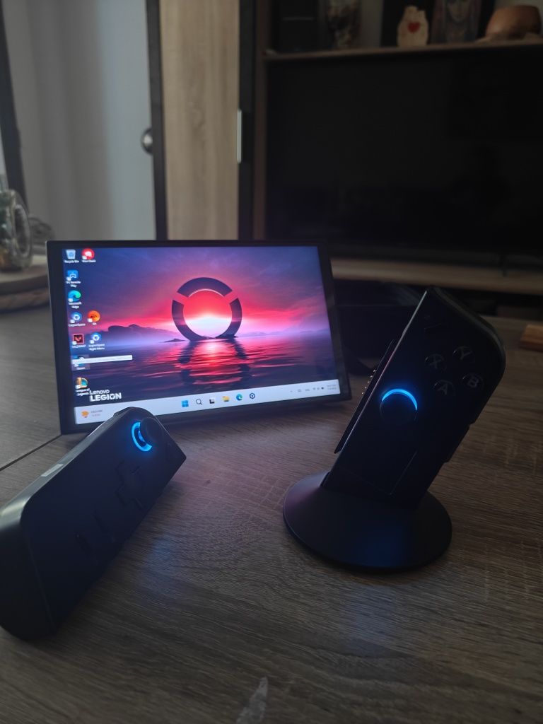 Конзола Lenovo legion go