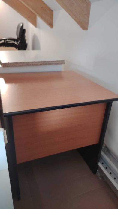 Birouri pal diverse modele